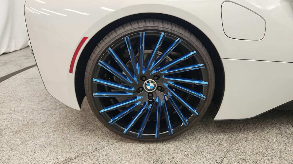 Used 2015 BMW i8 AWD/4WD image 23