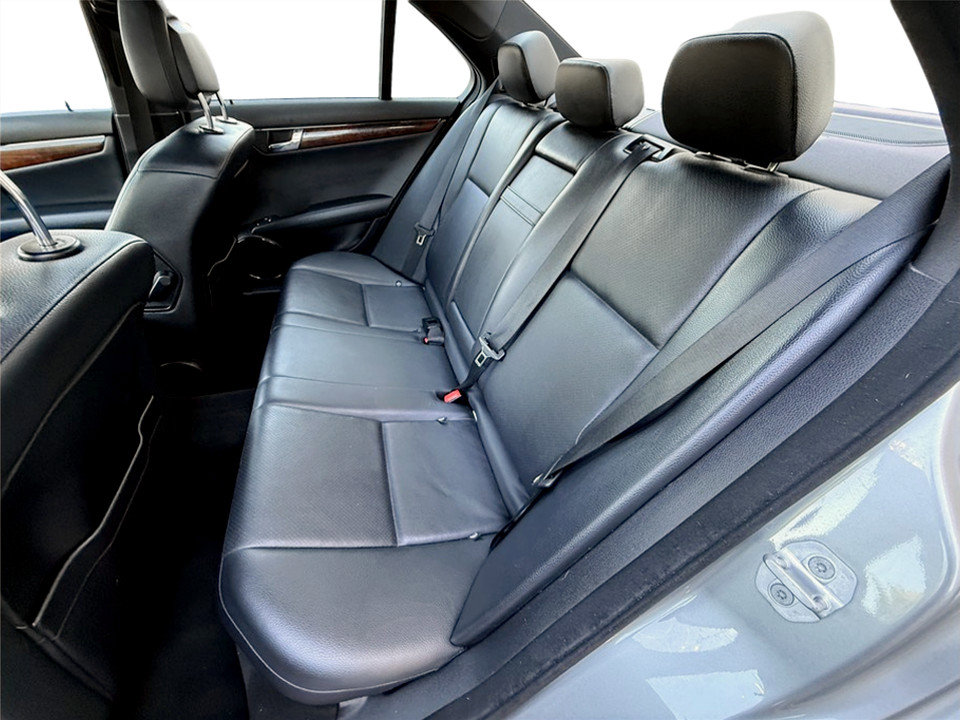 Used 2011 Mercedes-Benz C 300 Sedan image 11