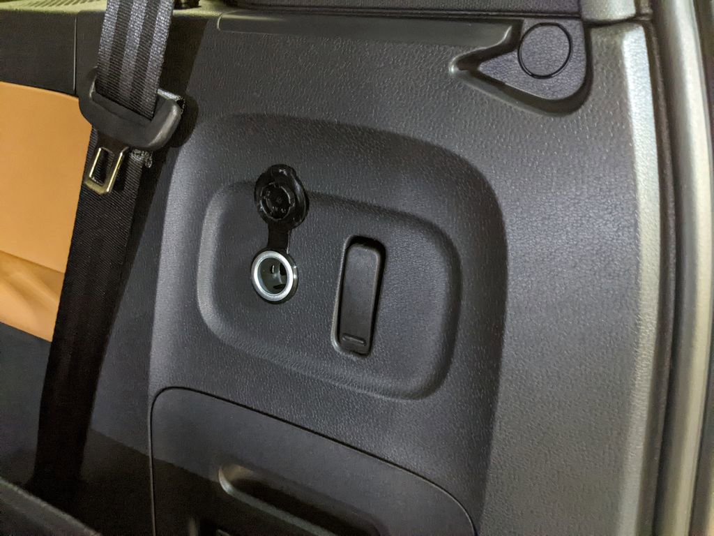New 2025 Volkswagen ID. Buzz Pro S Plus AWD/4WD image 28