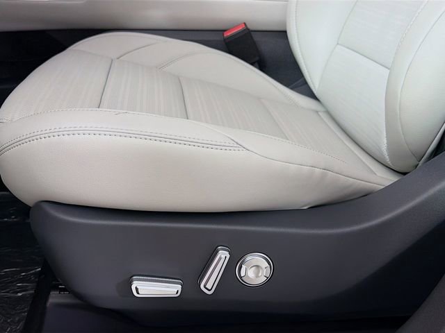 New 2026 Lincoln Nautilus Reserve w/ Jet Appearance Package AWD/4WD image 21