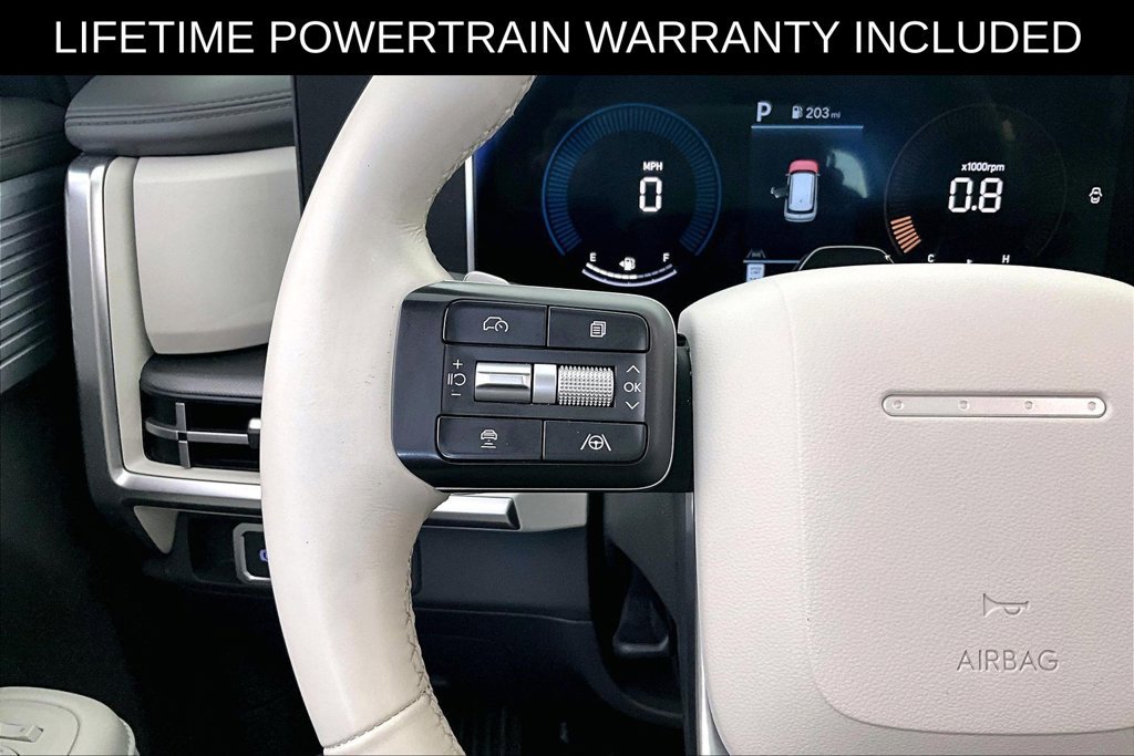 Used 2025 Hyundai Santa Fe SEL FWD image 26