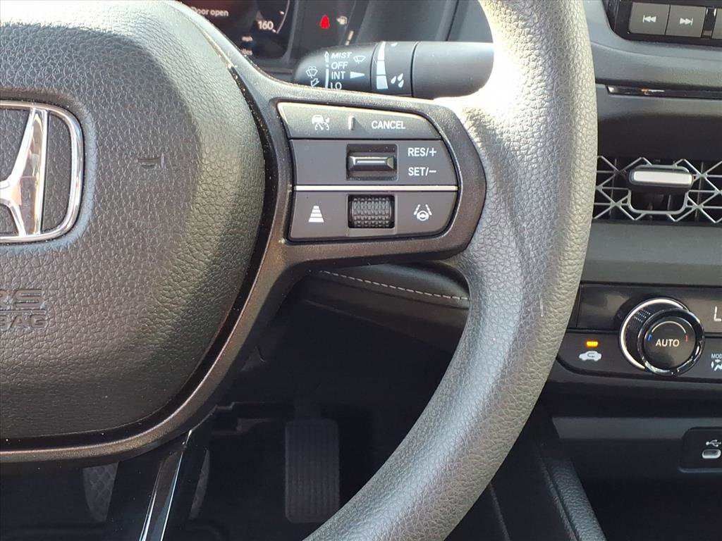 Used 2023 Honda Accord EX image 18