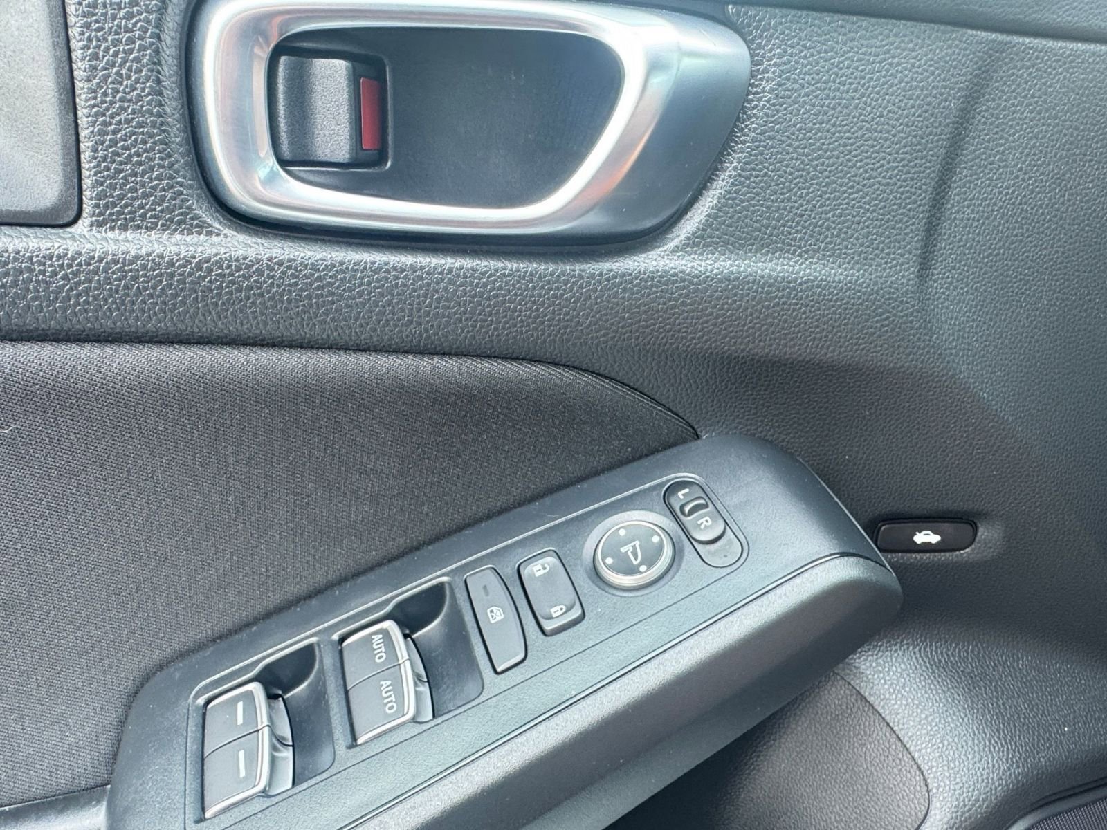 Used 2025 Honda Civic Sport image 20