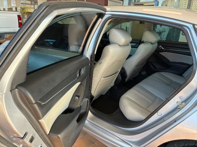 Used 2018 Honda Accord LX image 18