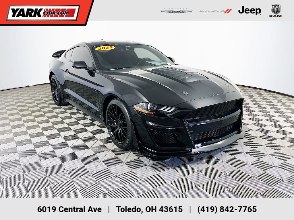 Used 2022 Ford Mustang GT RWD image 1
