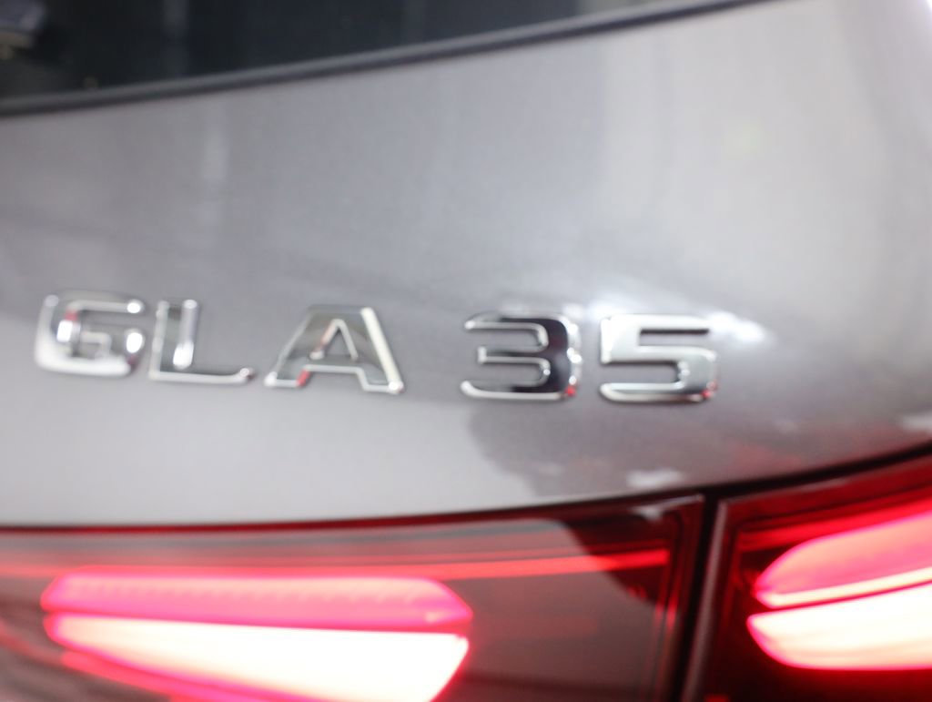 Used 2025 Mercedes-Benz GLA 35 AMG 4MATIC image 66