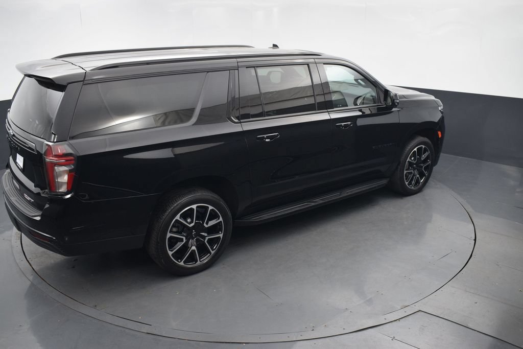 Used 2023 Chevrolet Suburban RST w/ Luxury Package AWD/4WD image 48