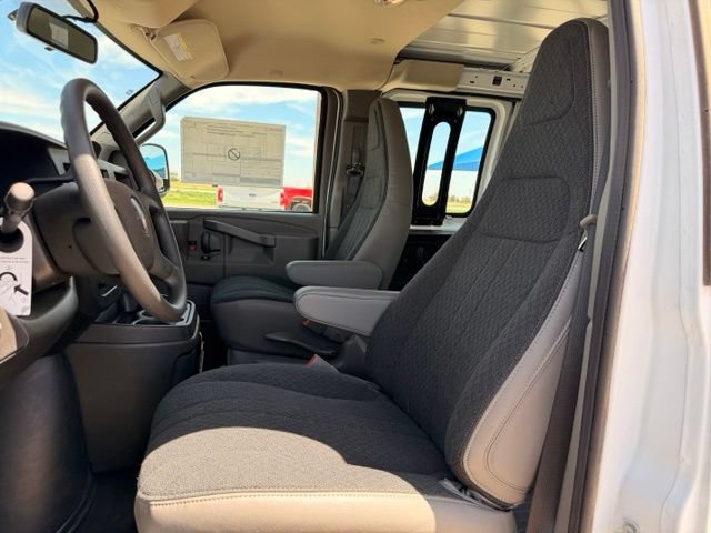 New 2025 GMC Savana 2500 w/ Driver Convenience Package RWD image 14