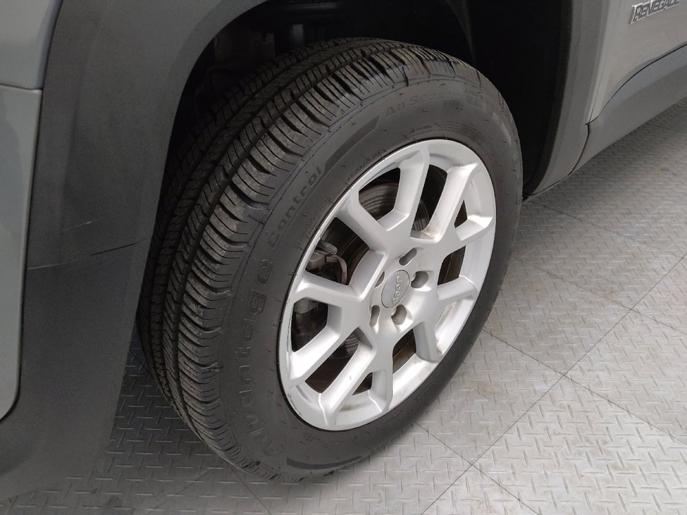 Used 2021 Jeep Renegade Limited AWD/4WD image 31