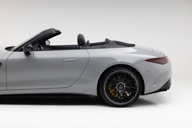 Used 2022 Mercedes-Benz SL 63 AMG 4MATIC image 39