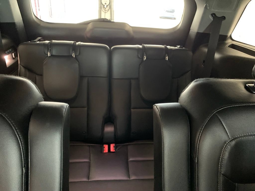 Used 2023 Ford Explorer Limited w/ Limited Technology Package RWD image 9