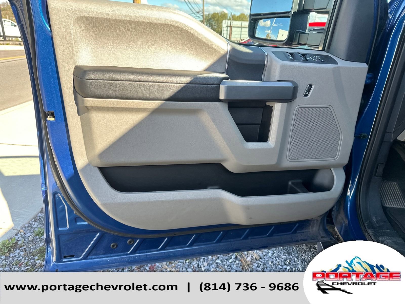 Used 2022 Ford F250 XLT w/ FX4 Off-Road Package image 11