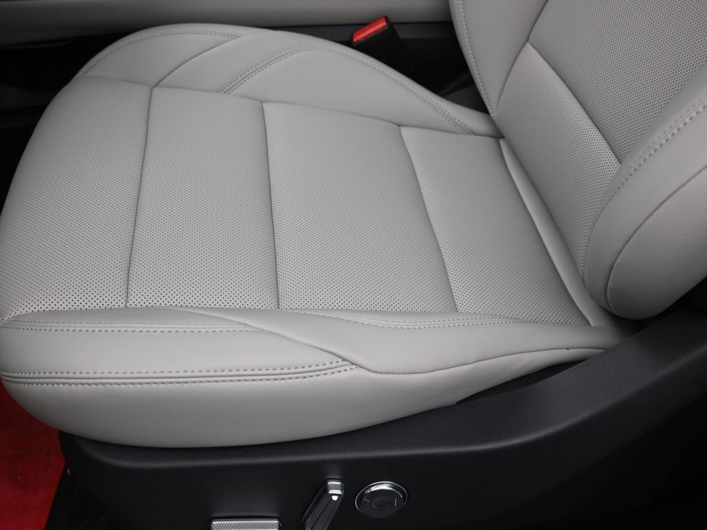 New 2026 Lincoln Nautilus Premier image 15