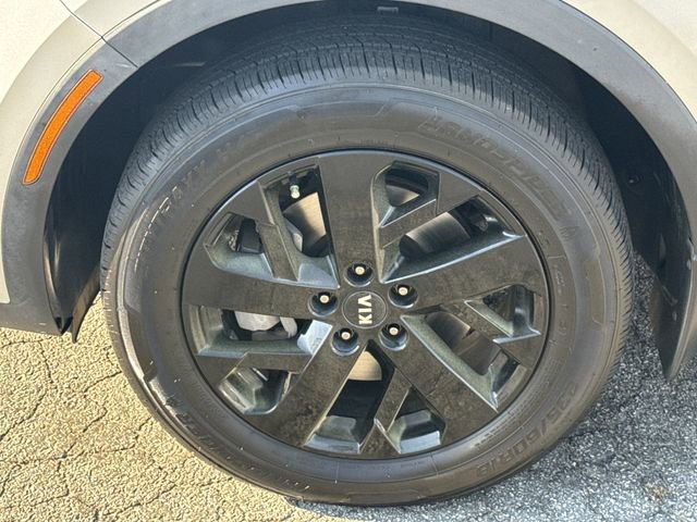 Used 2021 Kia Sorento S AWD/4WD image 11