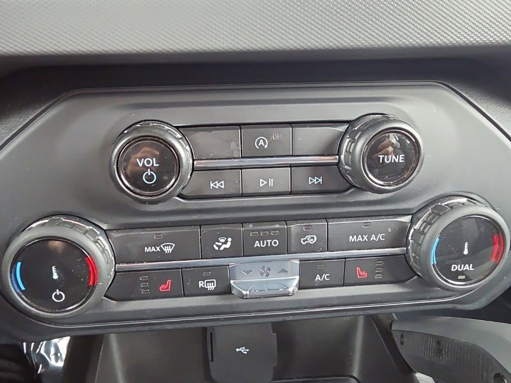 Used 2022 Ford Bronco Big Bend image 20