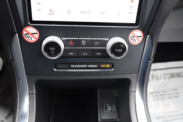 Used 2022 Ford Edge Titanium image 25