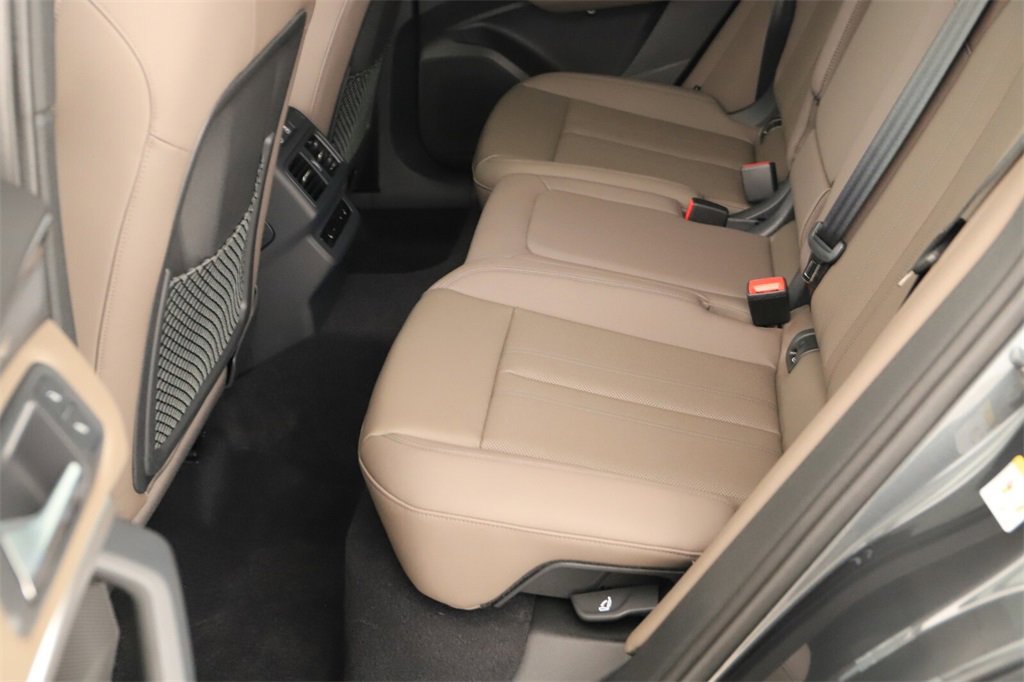 New 2025 Audi Q5 Prestige image 28