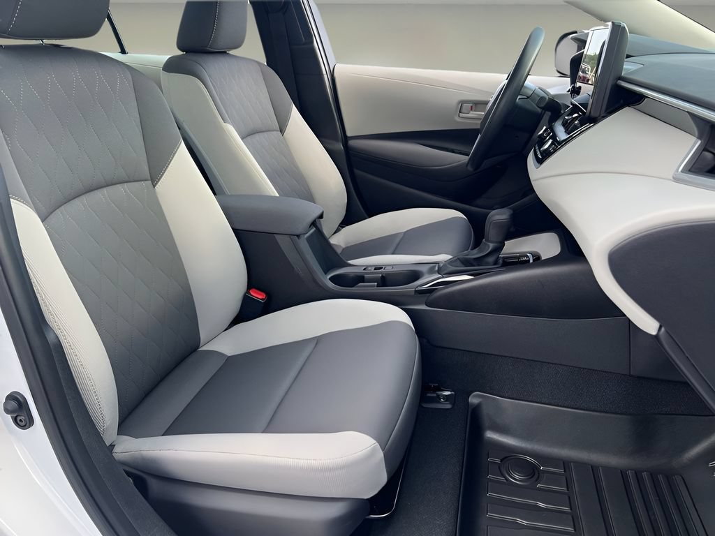Certified 2025 Toyota Corolla LE FWD image 16