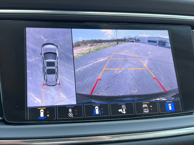 Used 2022 Buick Enclave Avenir w/ Avenir Technology Package AWD/4WD image 36