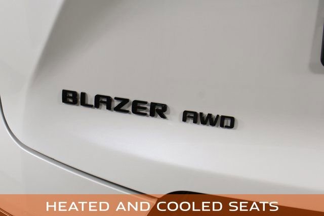 Used 2023 Chevrolet Blazer RS w/ Driver Confidence II Package image 9