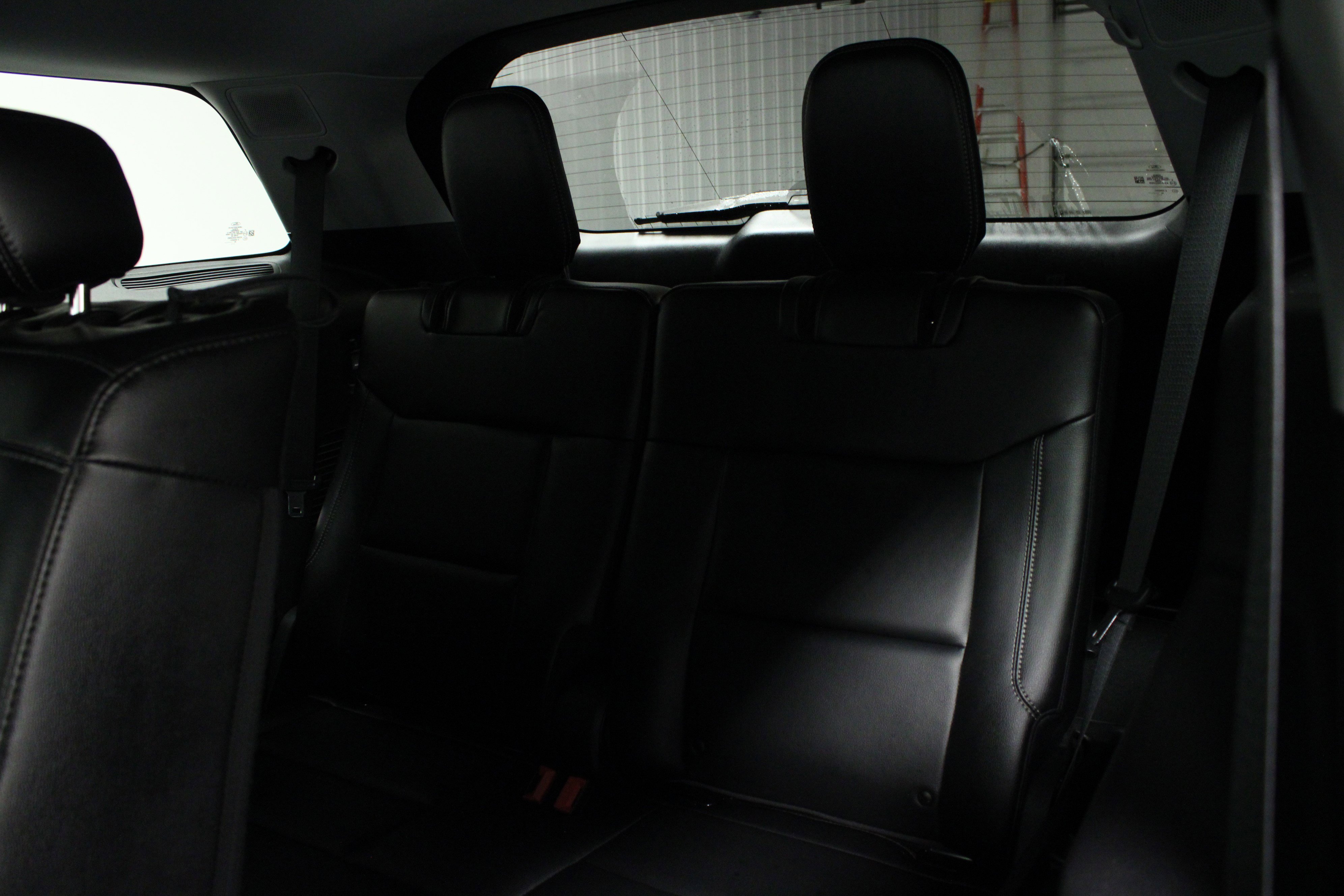 Used 2020 Ford Explorer Limited w/ Hybrid Equipment Group 310A image 14