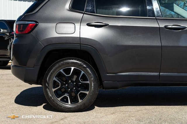 Used 2020 Jeep Compass Trailhawk image 5
