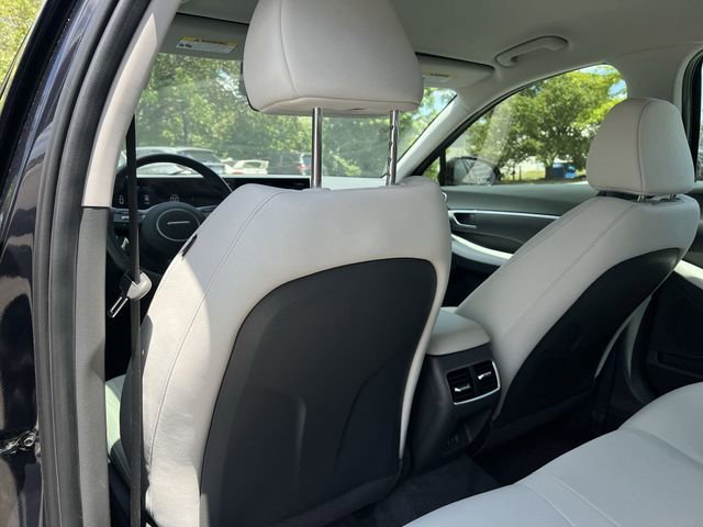 Certified 2025 Hyundai Sonata SEL FWD image 35