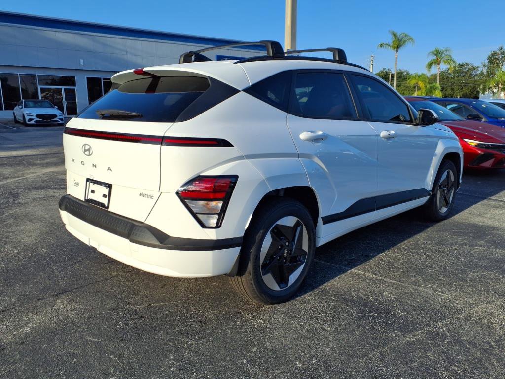 Used 2025 Hyundai Kona SEL image 7