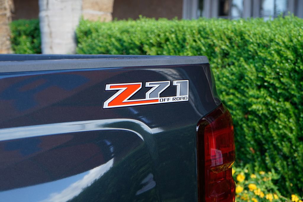 Used 2017 Chevrolet Silverado 1500 LT w/ All Star Edition image 47