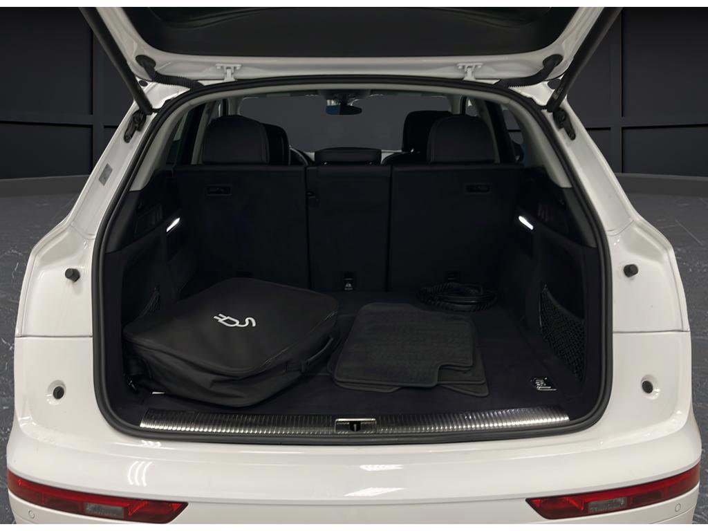 Used 2022 Audi Q5 e Premium w/ Convenience Package AWD/4WD image 27