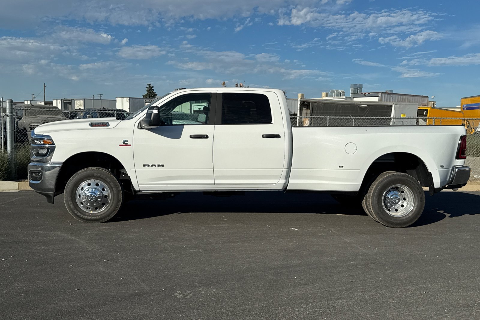 New 2027 RAM 3500 Big Horn AWD/4WD image 6