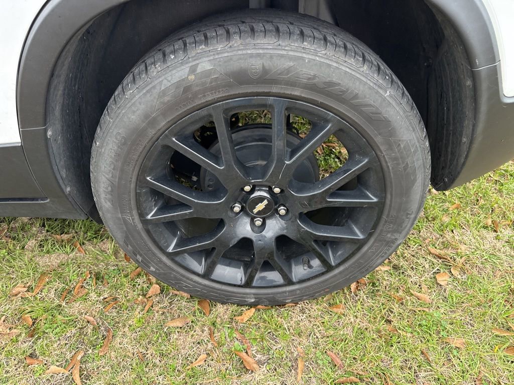 Used 2021 Chevrolet Trax LT w/ Sport Edition image 10