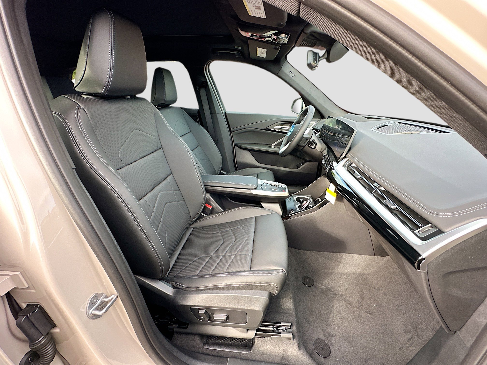 New 2026 BMW X1 xDrive28i w/ Technology Package image 23