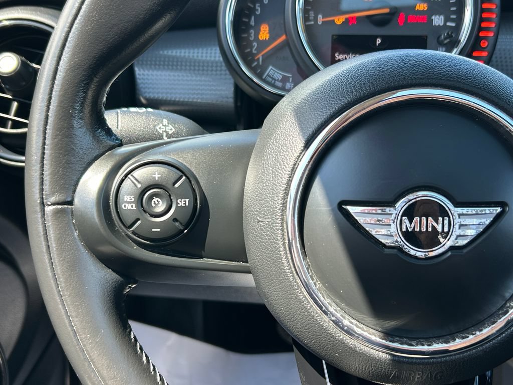 Used 2017 MINI Cooper 2-Door Hardtop FWD image 19