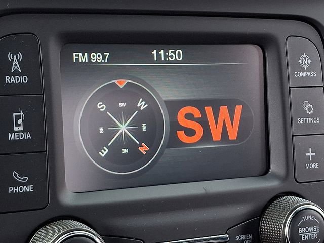 Used 2024 RAM 2500 Tradesman w/ Chrome Appearance Group image 21