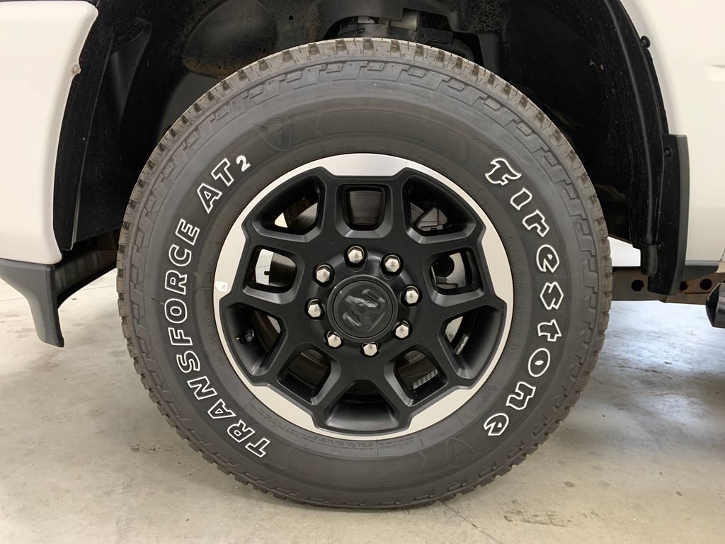Used 2026 RAM 2500 Laramie AWD/4WD image 2
