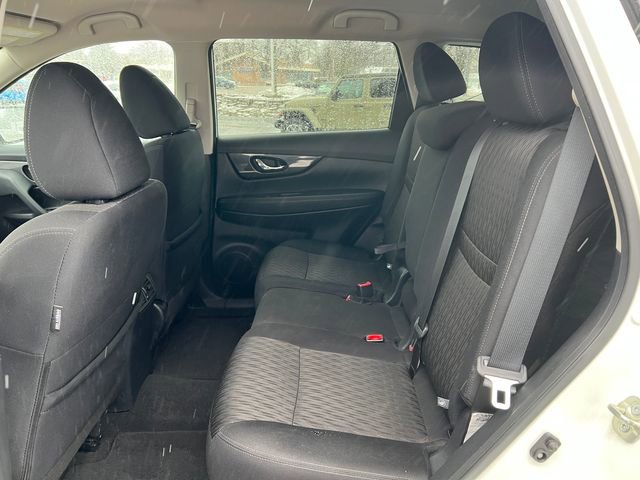 Used 2020 Nissan Rogue SV image 5