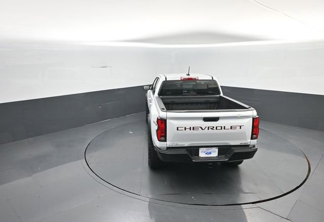 Used 2024 Chevrolet Colorado ZR2 w/ Safety Package AWD/4WD image 27