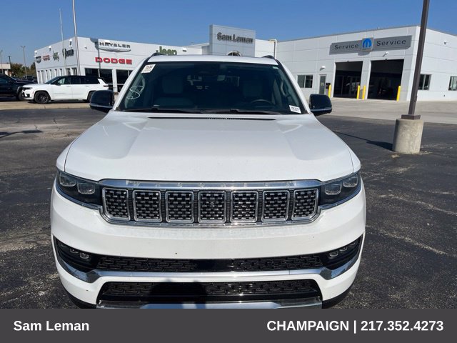 Used 2023 Jeep Grand Wagoneer L 4WD w/ Flexible Seating Group image 8