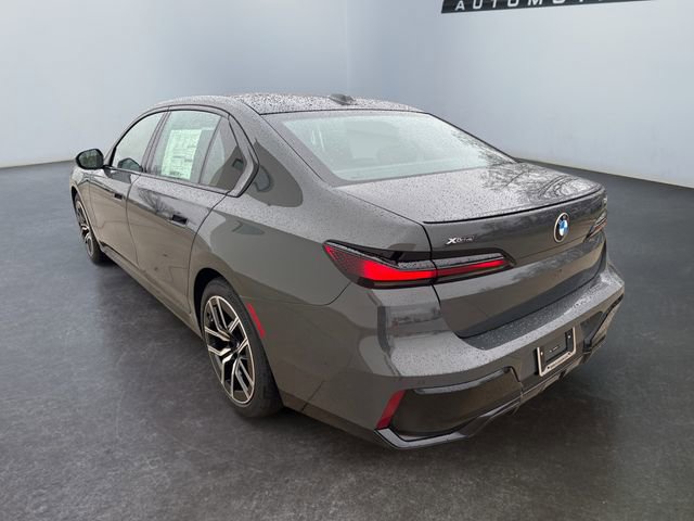 New 2026 BMW 740i xDrive image 18