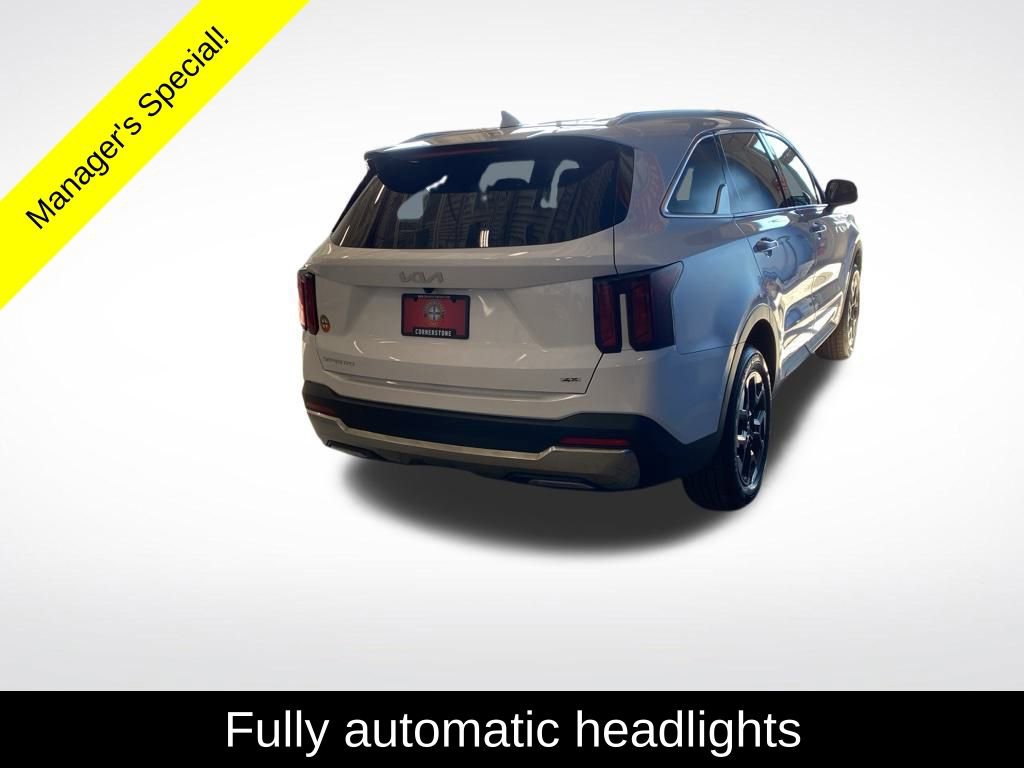 Used 2024 Kia Sorento S image 17