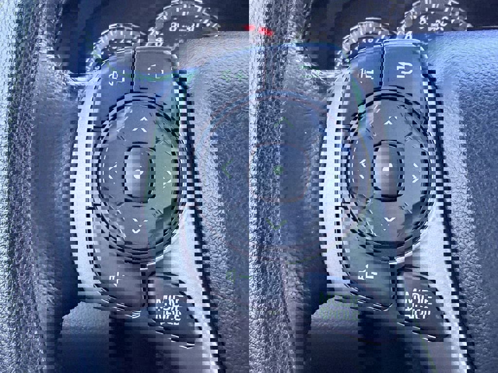 Used 2013 Toyota Camry SE image 29