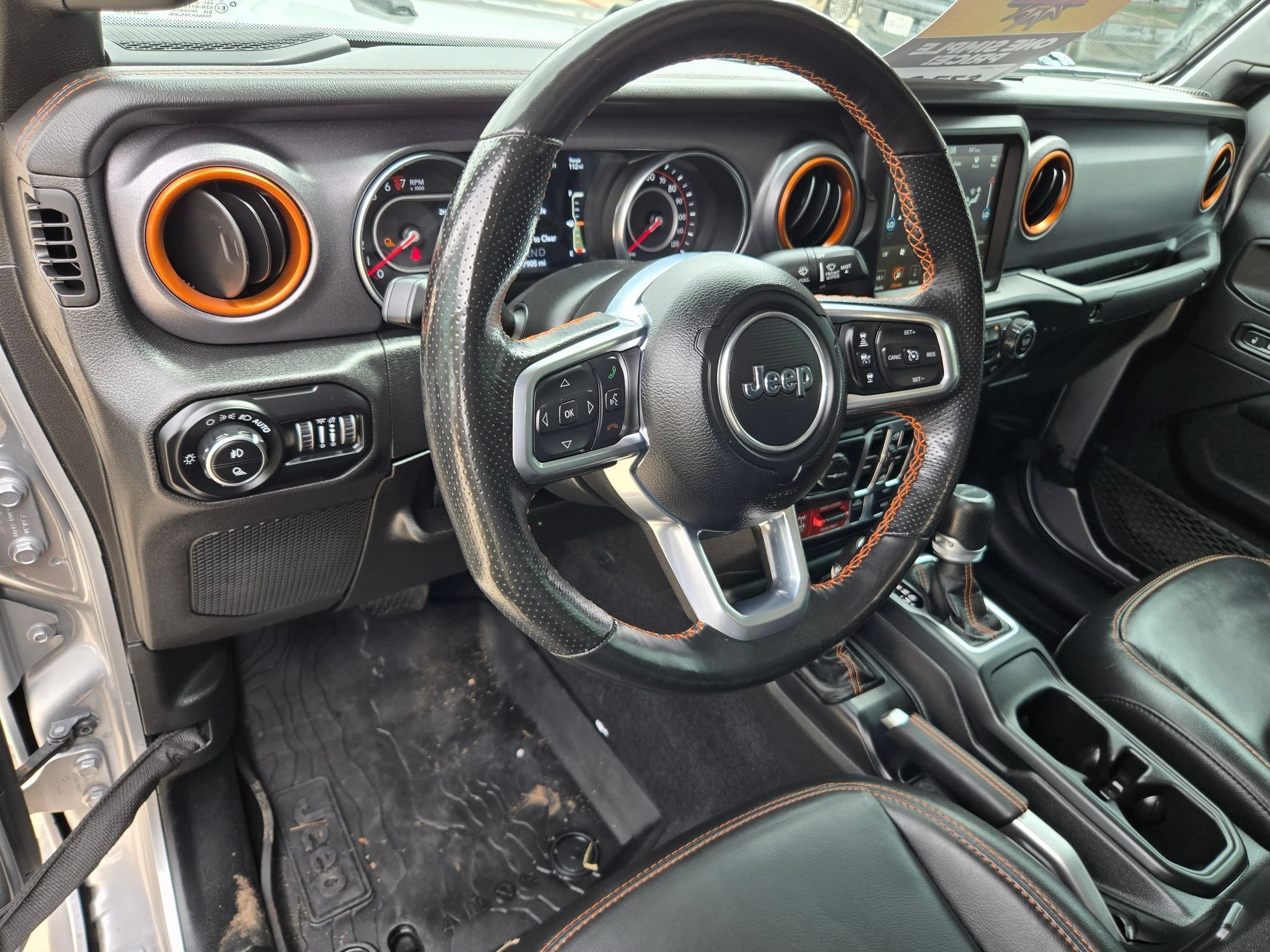 Used 2021 Jeep Gladiator Mojave AWD/4WD image 10