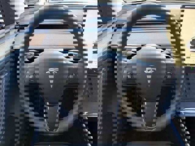 Used 2024 Tesla Model Y Long Range image 12