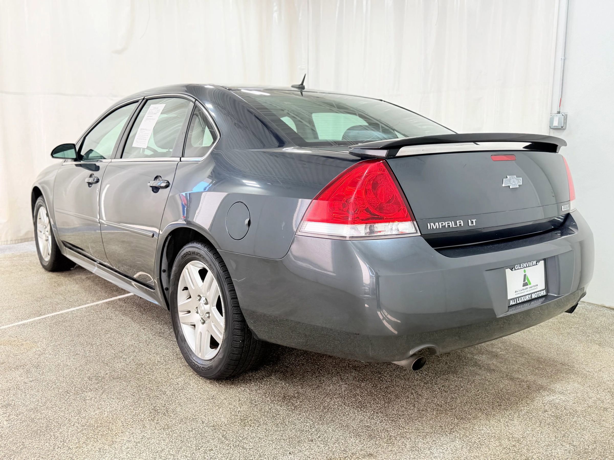 Used 2013 Chevrolet Impala LT w/ LT Sunroof Package FWD image 6