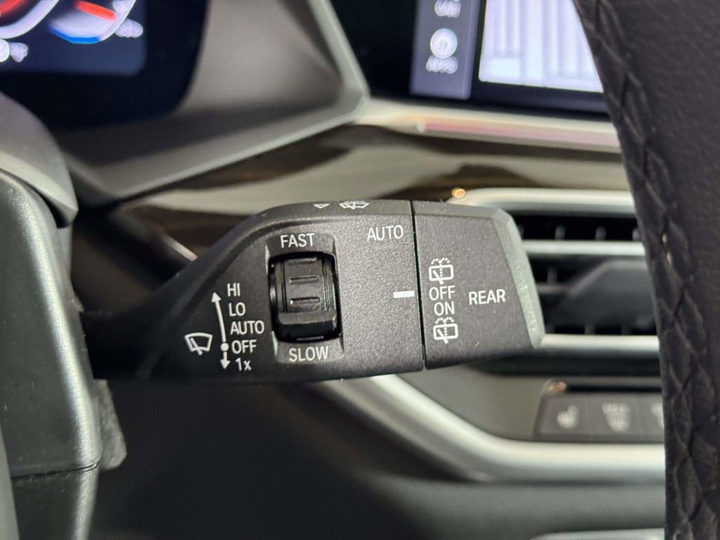 Used 2023 BMW X5 xDrive40i image 24