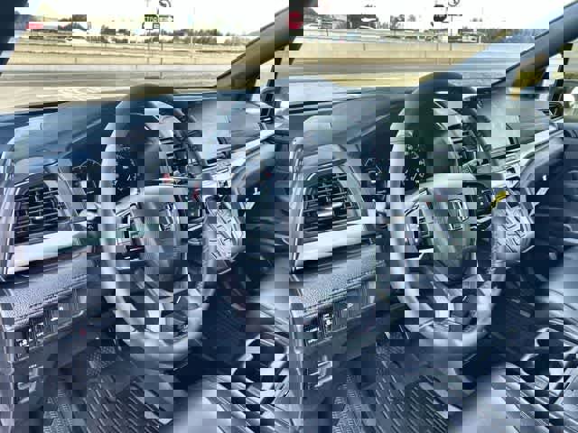 Used 2025 Honda Odyssey Sport-L image 15