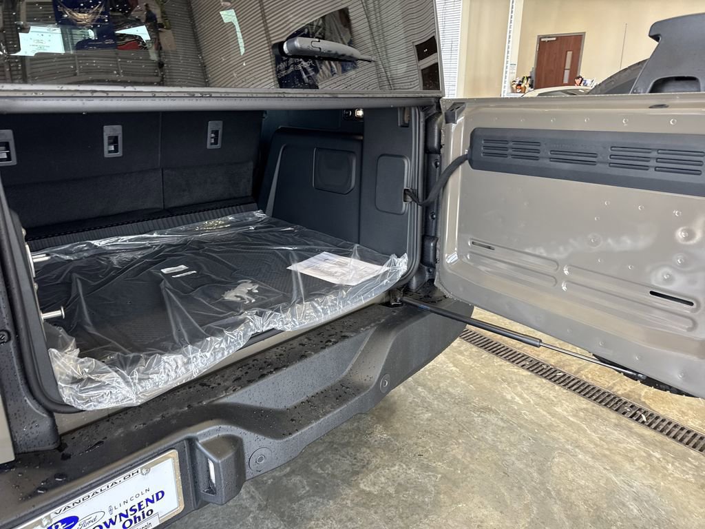 New 2025 Ford Bronco Outer Banks image 19