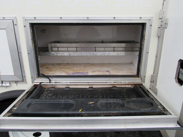 Used 2023 Ford E-450 and Econoline 450 Super Duty w/ Power Windows & Locks Group image 28