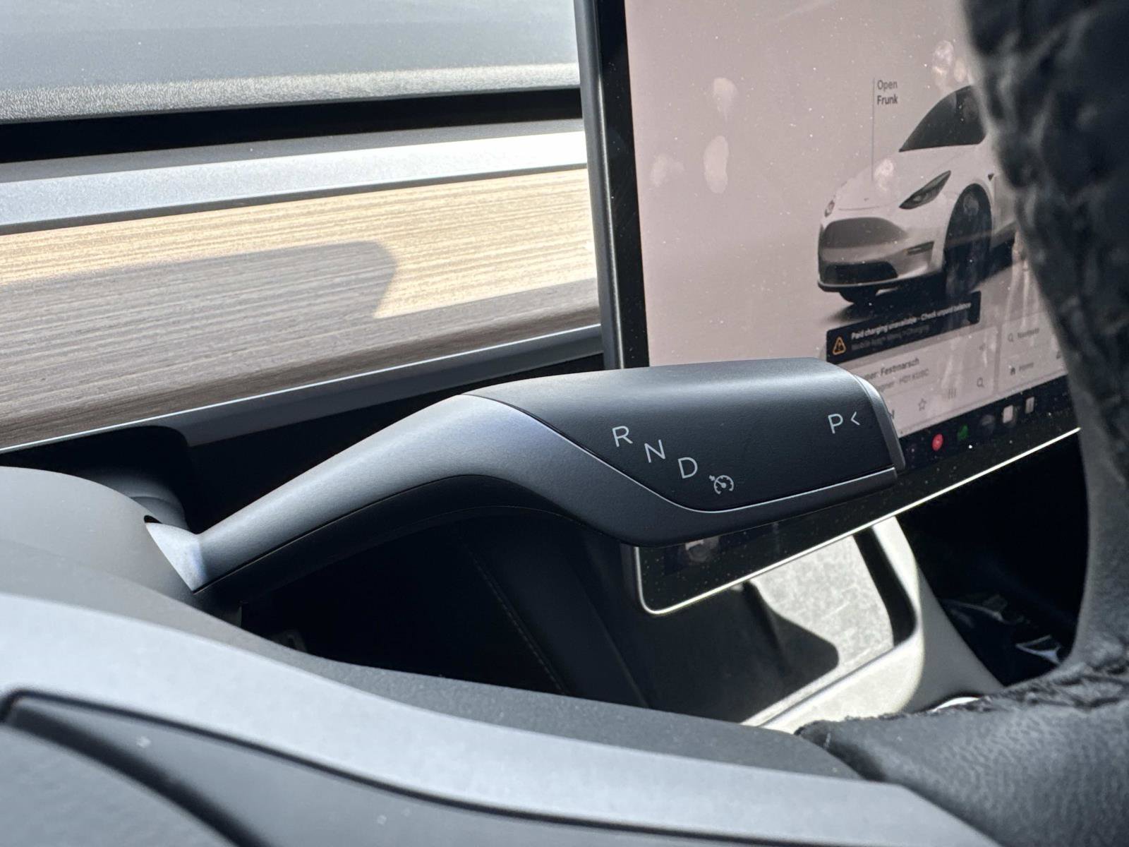 Used 2023 Tesla Model Y Performance AWD/4WD image 17